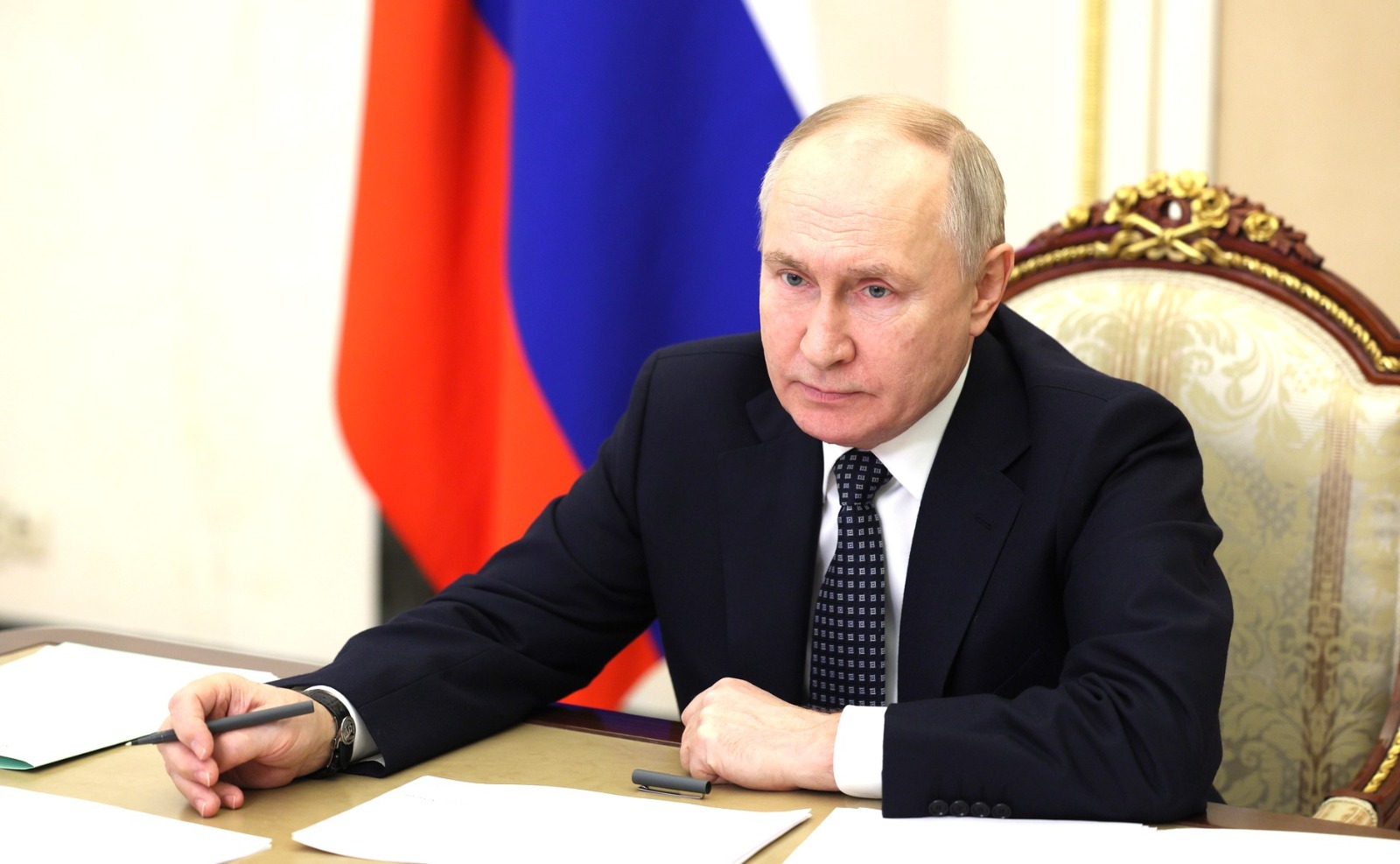 Владимир Путин подписал перечень поручений по вопросам развития детско-юношеского спорта
